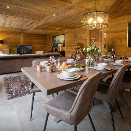 Des Hottes - Ovo Network Chalet